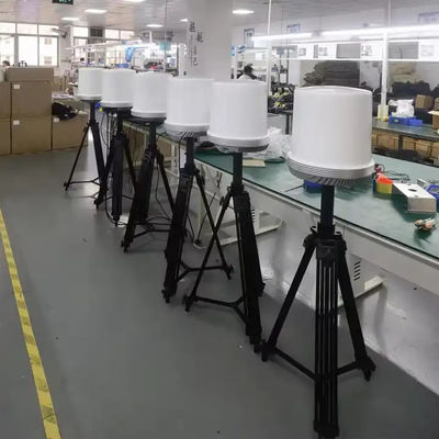 kaufen Sicherheitsalarme Alarmsysteme Ultra-Distanz-Fahrzeug-montierte Drohnen Detektor-System 7-15KM Detektion Anti-UAV-System VS Skyeye Skycope Online-Herstellung