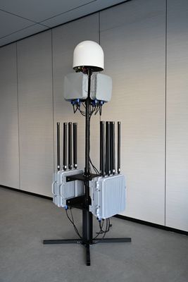 kaufen Vollfrequenz 24-Stunden-Überwachungssystem zur Drohnenerkennung ohne Personal mit fester Anti-Drohnen-Technologie von 70 MHz bis 6 GHz und 10 km Störreichweite Online-Herstellung