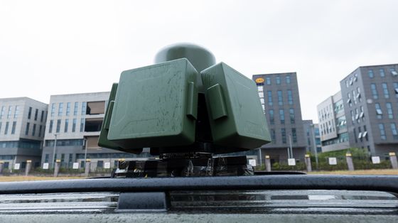 5km 300M-6Ghz Integrated Vehicle-mounted Drone Detection Jamming System Full Band Jammer Detector for 2.4G 5.2G 5.8G